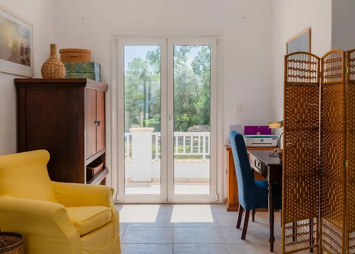 Villa Sunrise Villa, - Garden Gate Opens Onto The *