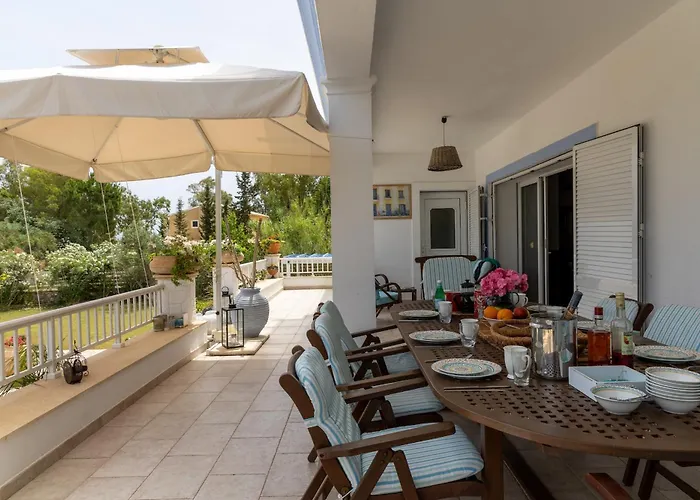 Villa Sunrise Villa, - Garden Gate Opens Onto The *
