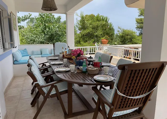 Sunrise Villa, - Garden Gate Opens Onto The Potamion