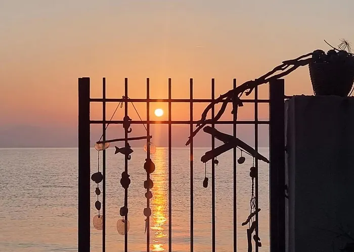 Villa Sunrise Villa, - Garden Gate Opens Onto The