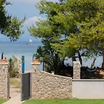 Sunrise Villa, - Garden Gate Opens Onto The *