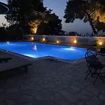 Villa Sunrise Villa, - Garden Gate Opens Onto The