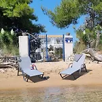Villa Sunrise Villa, - Garden Gate Opens Onto The *