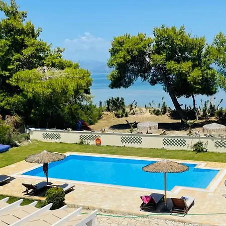 Sunrise Villa, - Garden Gate Opens Onto The *